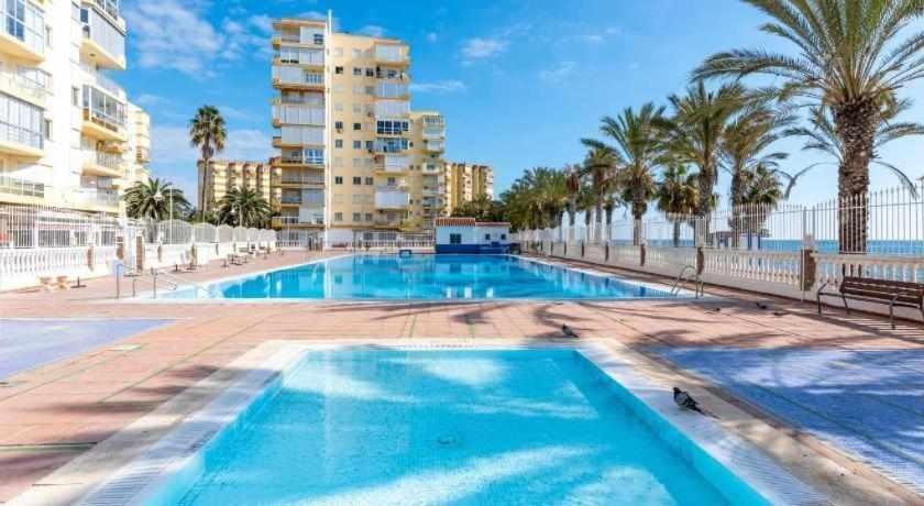 Hoja Cala Apartment Альгарробо-Коста Экстерьер фото